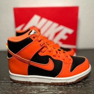 Nike Dunk High Safty Orange - 4.5Y